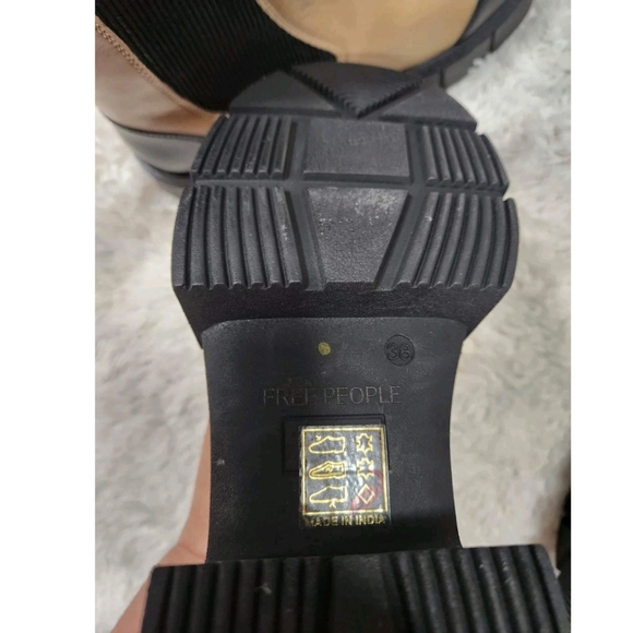 Free People James Chelsea Boots Size 38 - Picture 12 of 12